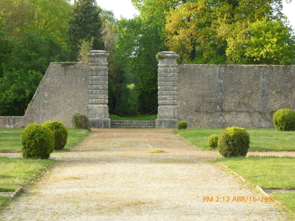 Chateau De Montrame Soisy-Bouy المظهر الخارجي الصورة